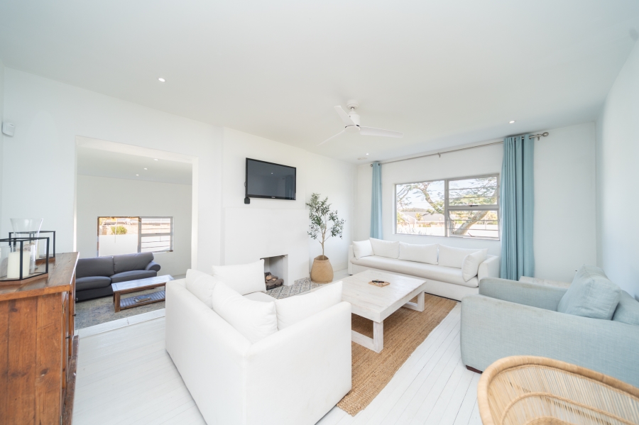 5 Bedroom Property for Sale in Nahoon Eastern Cape